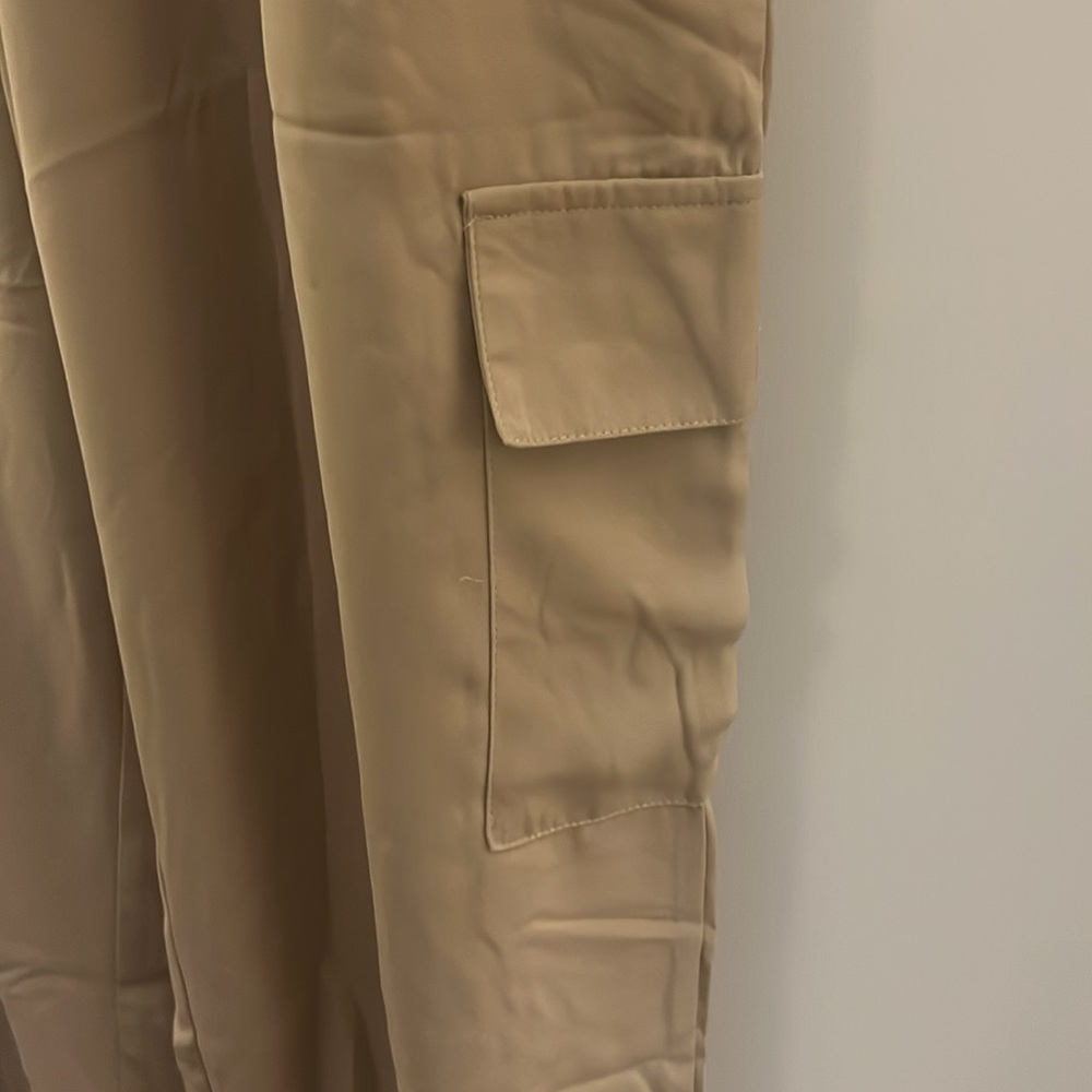 Khaki Cropped Drawstring Capris - image 3